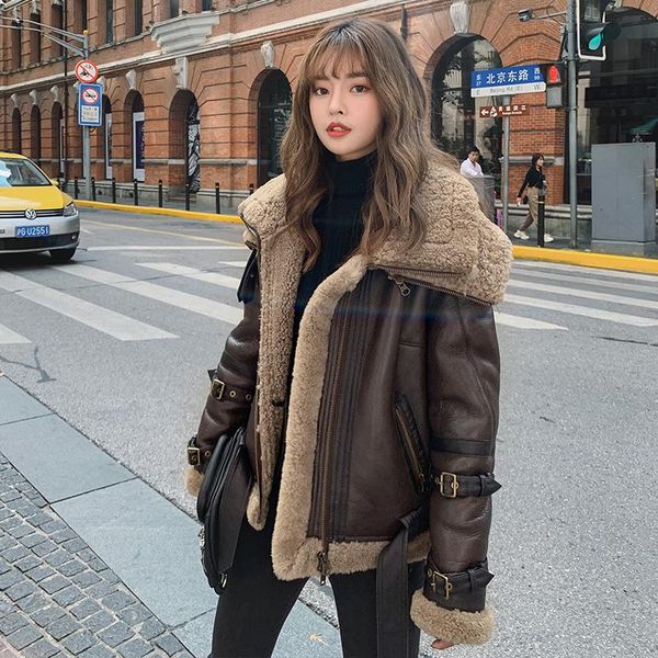 real fur coat natural female winter wool liner sheepskin coats clothes 2021 korean streetwear 100% shearling genuine jacket 6081, Black
real fur coat natural female winter wool liner sheepskin coats clothes 2021 korean streetwear 100% shearling genuine jacket 6081, Black