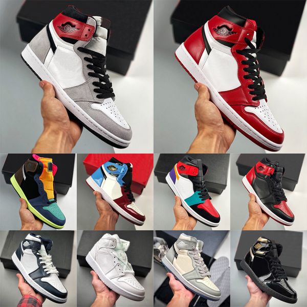 new 1 high og retro mens womens basketball shoes fearless unc chicago light smoke royal bred toe jumpman mid 1s sports sneakers
new 1 high og retro mens womens basketball shoes fearless unc chicago light smoke royal bred toe jumpman mid 1s sports sneakers
