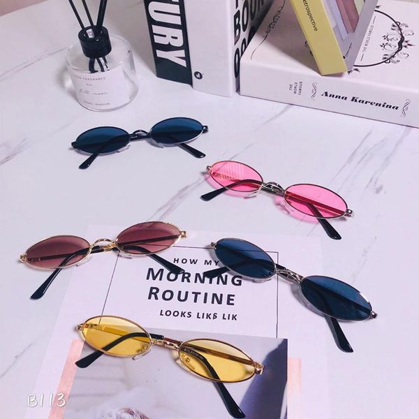 sunglasses daisyer luxury vintage children's sun glasses chain street style cool small frame oval metal for kids, White;black 
sunglasses daisyer luxury vintage children's sun glasses chain street style cool small frame oval metal for kids, White;black