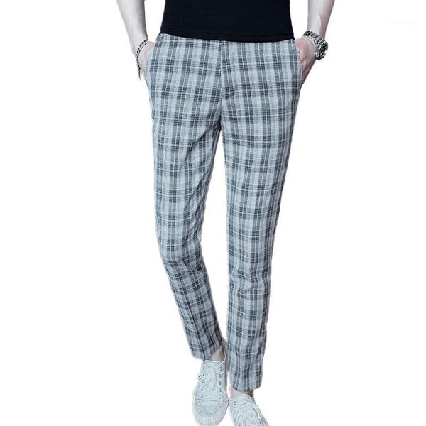 2020 new mens plaid suit pants business casual trousers gray khaki pants men striped pant large size 29-361, White;black
2020 new mens plaid suit pants business casual trousers gray khaki pants men striped pant large size 29-361, White;black