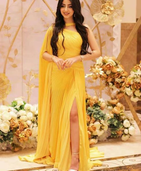 vintage long one shoulder chiffon yellow evening dresses with slit floor length zipper back pleated formal party dress for women, Black;red
vintage long one shoulder chiffon yellow evening dresses with slit floor length zipper back pleated formal party dress for women, Black;red