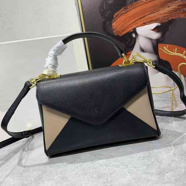 2022designerpink shoulder crossbody tote bags fashion large capacity cow leather bags purses luxury designer handba
2022designerpink shoulder crossbody tote bags fashion large capacity cow leather bags purses luxury designer handba