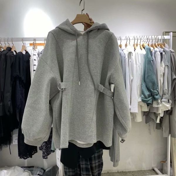 south korea dongdamen 2020 autumn and winter new simple drawstring hooded solid color loose waist plush sweater women's coat, Black
south korea dongdamen 2020 autumn and winter new simple drawstring hooded solid color loose waist plush sweater women's coat, Black