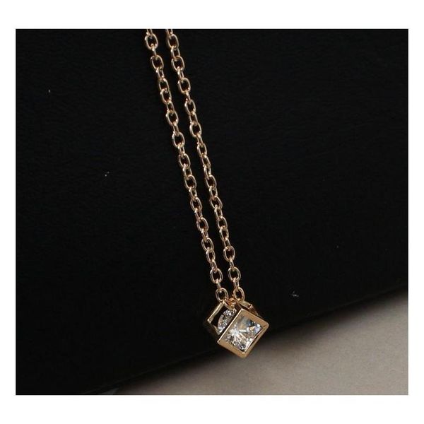 fashion love cube three-nsional necklace wild crystal small box short clavicle chain pendant necklace wholsa sqcagc queen66, Silver
fashion love cube three-nsional necklace wild crystal small box short clavicle chain pendant necklace wholsa sqcagc queen66, Silver