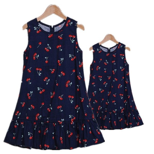 summer mother daughter family dresses brand printing cotton family look fashion matching outfits vest mother daughter clothes y200713, Blue
summer mother daughter family dresses brand printing cotton family look fashion matching outfits vest mother daughter clothes y200713, Blue