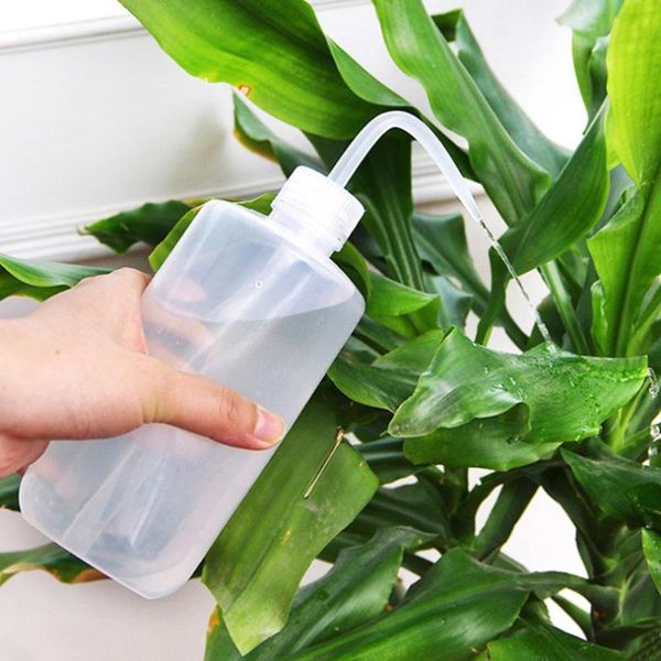 watering equipments 250/500ml beak pouring plant bend mouth squirt squeeze bottle set
watering equipments 250/500ml beak pouring plant bend mouth squirt squeeze bottle set