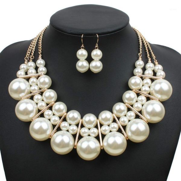 new fashion acrylic big imitation pearls necklace earrings set simple personalized creative necklace set for woman jewelry1, Silver
new fashion acrylic big imitation pearls necklace earrings set simple personalized creative necklace set for woman jewelry1, Silver