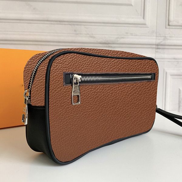 men black handbag famous name handbag floral letter leather 3 colors wrist straps zipper fashion bags handbag men bag hand bags
men black handbag famous name handbag floral letter leather 3 colors wrist straps zipper fashion bags handbag men bag hand bags
