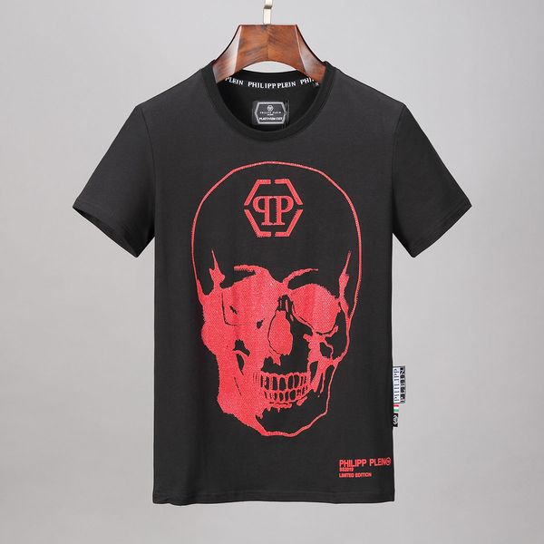 p1 luxury men's t-shirt bermuda european hip-hop printed short-sleeved t-shirt summer new casual round neck cotton men's shirt, White;black
p1 luxury men's t-shirt bermuda european hip-hop printed short-sleeved t-shirt summer new casual round neck cotton men's shirt, White;black