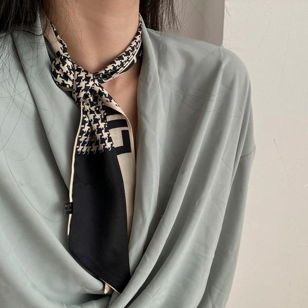 scarves aomu korea winter lattice letter scarf narrow long ribbon floating tie silk office headband for women bag accessories, Blue;gray
scarves aomu korea winter lattice letter scarf narrow long ribbon floating tie silk office headband for women bag accessories, Blue;gray