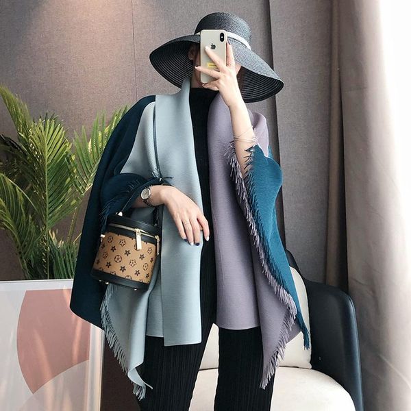 female new autumn and winter fashion outerwear lapel pleated cropped all-match temperament loose cardigan, Tan;black
female new autumn and winter fashion outerwear lapel pleated cropped all-match temperament loose cardigan, Tan;black