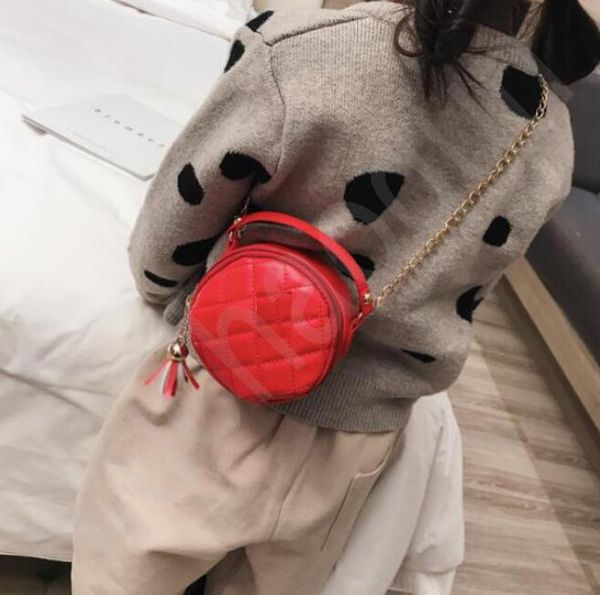 fashion embroidery pu line small fragrance wind round children's girls one-shoulder slanted 4 color mini bag christmas day by1650, White
fashion embroidery pu line small fragrance wind round children's girls one-shoulder slanted 4 color mini bag christmas day by1650, White