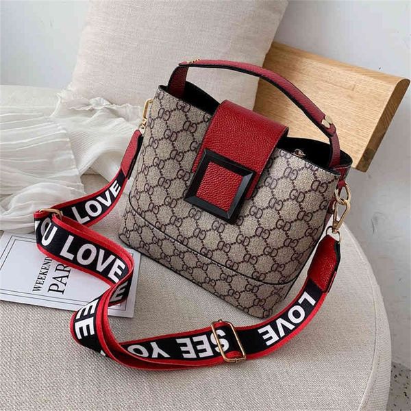 designer sale bag female 2022 new broadband single shoulder messenger bag korean student versatile large capacity leisure printed bucket bag
designer sale bag female 2022 new broadband single shoulder messenger bag korean student versatile large capacity leisure printed bucket bag