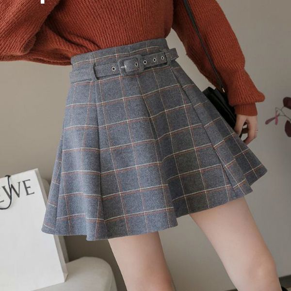 2021 new autumn high umbrella short woolen wild female work skirt mrs y400 w36n, Black
2021 new autumn high umbrella short woolen wild female work skirt mrs y400 w36n, Black