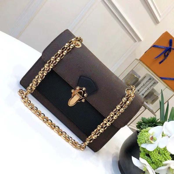 10a luxury brand shoulder bags classic m41730 m41731 victoire chain bag shoulder bag genuine leather pathcwork two-tone crossbody bag flap h
10a luxury brand shoulder bags classic m41730 m41731 victoire chain bag shoulder bag genuine leather pathcwork two-tone crossbody bag flap h