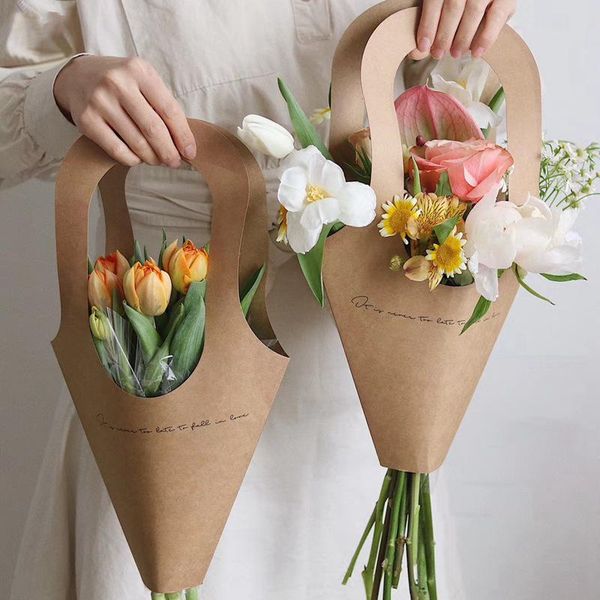 gift wrap 5pcs creative kraft paper flowers bags with handle wrapping flower arrangement vase valentine's day cardboard box
gift wrap 5pcs creative kraft paper flowers bags with handle wrapping flower arrangement vase valentine's day cardboard box