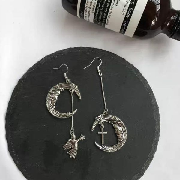 harajuku cool asymmetric cross moon angel drop earring christian metal punk jewelry for vintage women friendship girl gifts wmtbwk, Black;white
harajuku cool asymmetric cross moon angel drop earring christian metal punk jewelry for vintage women friendship girl gifts wmtbwk, Black;white