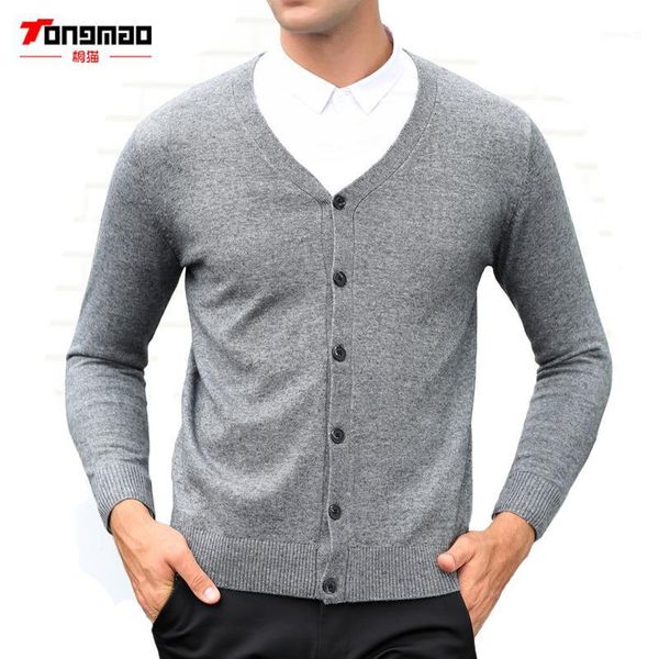 2018 men's casual clothing autumn and winter male v-neck wool woven cardigans men mature botton fashion sweater waistcoat1, White;black
2018 men's casual clothing autumn and winter male v-neck wool woven cardigans men mature botton fashion sweater waistcoat1, White;black