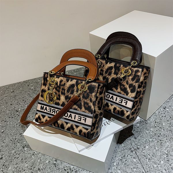 this year's popular bag 2021 new women's ins small and versatile messenger bag fashion portable diana
this year's popular bag 2021 new women's ins small and versatile messenger bag fashion portable diana