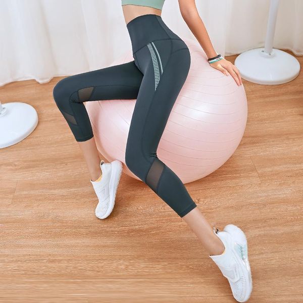 fitness pants female stretch tight high waist hip yoga pants quick-drying thin section breathable sports cropped summer, White;red
fitness pants female stretch tight high waist hip yoga pants quick-drying thin section breathable sports cropped summer, White;red