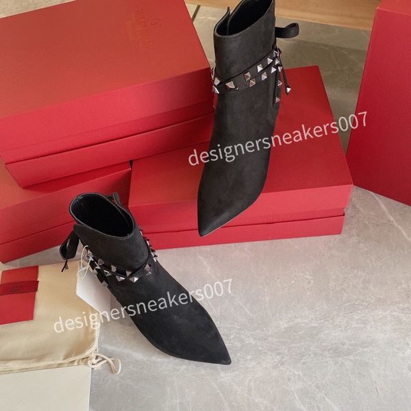 the mans fashion mens women leather breathable shoes open low sports sneakers yh200909, Black
the mans fashion mens women leather breathable shoes open low sports sneakers yh200909, Black