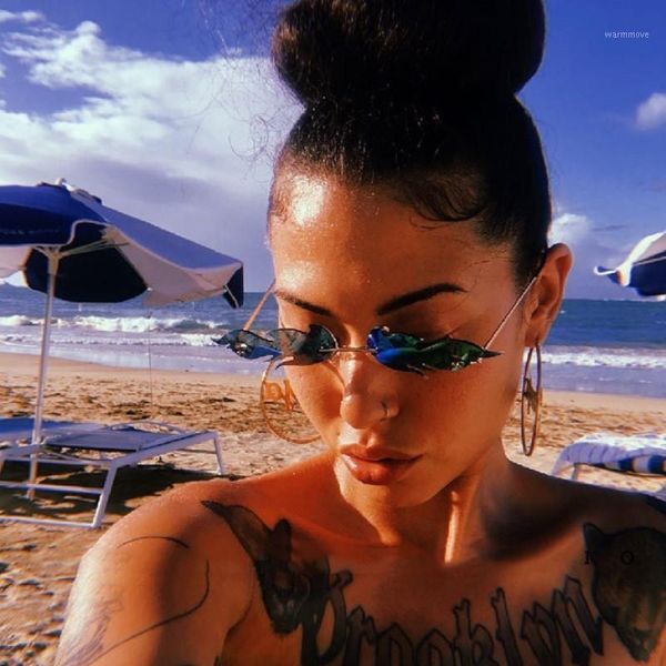 luxury fashion fire flame sunglasses women rimless wave sun glasses metal shades for vintage women mirror eyewear uv4001, White;black
luxury fashion fire flame sunglasses women rimless wave sun glasses metal shades for vintage women mirror eyewear uv4001, White;black