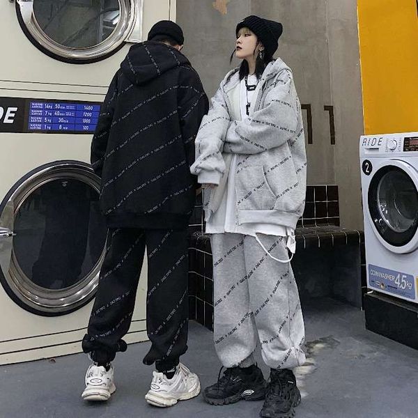 women's new loose korean version black couple's clothes fashionable super fire foreign style coat in autumn and winter of
women's new loose korean version black couple's clothes fashionable super fire foreign style coat in autumn and winter of