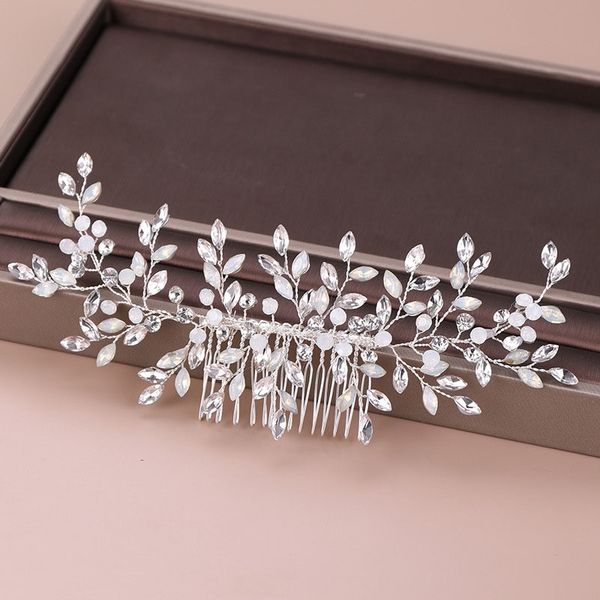 simple crystal rhinestone leaf hair combs headpiece hair jewelry tiaras de noiva bride hair comb women wedding accessories jl y200409, Slivery;golden
simple crystal rhinestone leaf hair combs headpiece hair jewelry tiaras de noiva bride hair comb women wedding accessories jl y200409, Slivery;golden