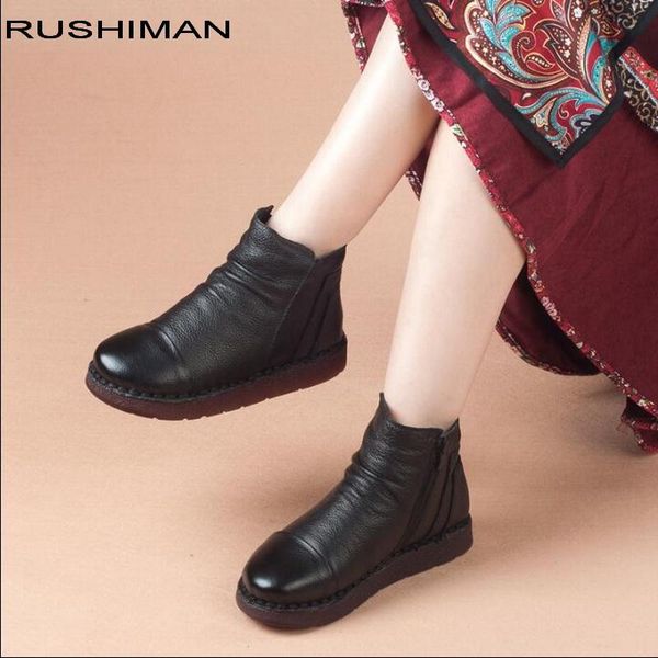 2020 winter shoe snow boots genuine leather ankle shoes mom casual shoes flat cow leather handmade women boots lady, Black
2020 winter shoe snow boots genuine leather ankle shoes mom casual shoes flat cow leather handmade women boots lady, Black