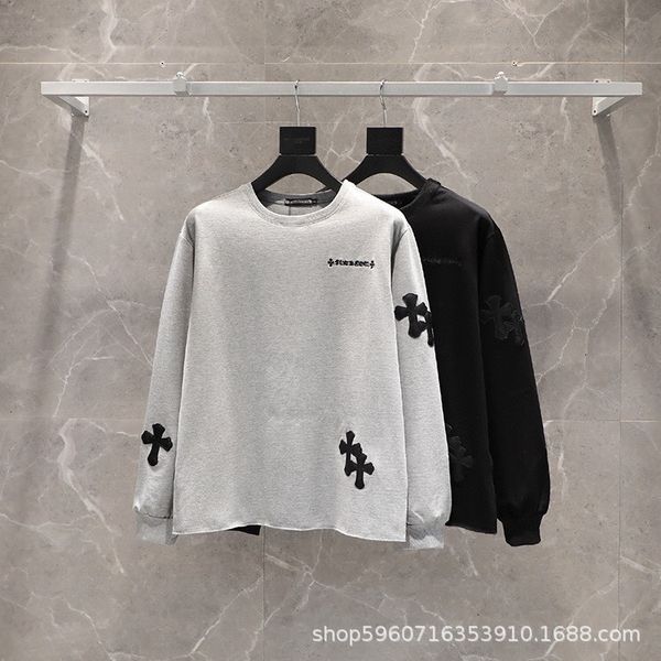 style new cro xinchao brand leather cross embroidered letter two color round neck cotton sweater for men women in autumn and winter 2020, Black
style new cro xinchao brand leather cross embroidered letter two color round neck cotton sweater for men women in autumn and winter 2020, Black