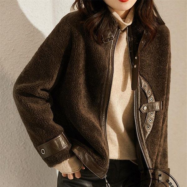 gangfeng high-end quality locomotive wind fur jacket warm soft waxy wool coat female small man winter, Black
gangfeng high-end quality locomotive wind fur jacket warm soft waxy wool coat female small man winter, Black
