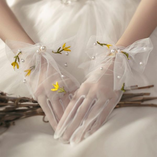 bridal gloves women sheer tulle gloves transparent guantes flower pearl finger gloves mittens wedding party pgraphy h jllbwj, White
bridal gloves women sheer tulle gloves transparent guantes flower pearl finger gloves mittens wedding party pgraphy h jllbwj, White