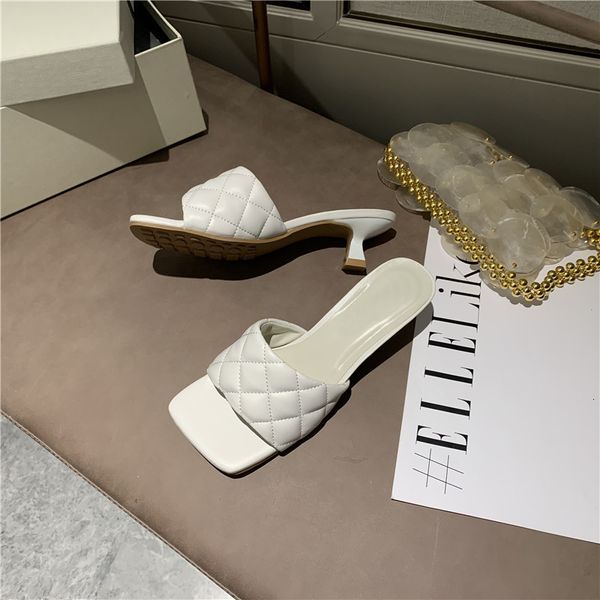 2021 new thick of the women fashion will see comfortable girl with deep soles beach sandals 6on shoes casual woman vrj6, Black
2021 new thick of the women fashion will see comfortable girl with deep soles beach sandals 6on shoes casual woman vrj6, Black