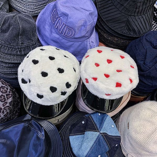 winter and korean autumn new painter's imitation leather plush warm love embroidery decoration temperament versatile military hat trend, Blue;gray
winter and korean autumn new painter's imitation leather plush warm love embroidery decoration temperament versatile military hat trend, Blue;gray