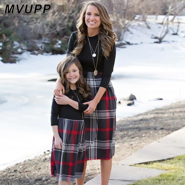 plaid mother daughter dresses for mommy and me matching clothes family look outfits girl dress vintage long mom christmas y200713, Blue
plaid mother daughter dresses for mommy and me matching clothes family look outfits girl dress vintage long mom christmas y200713, Blue