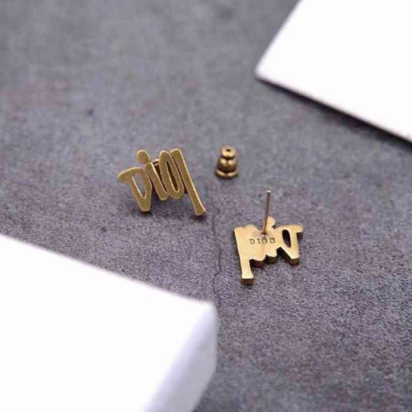 85% off factory clearance fashion style old ear diamond nail silver needle earrings14, Golden
85% off factory clearance fashion style old ear diamond nail silver needle earrings14, Golden