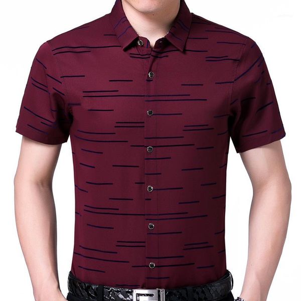 2018 new summer short sleeve men shirt striped dress casual slim fit social clothes shirts mens fashion 60061, White;black
2018 new summer short sleeve men shirt striped dress casual slim fit social clothes shirts mens fashion 60061, White;black