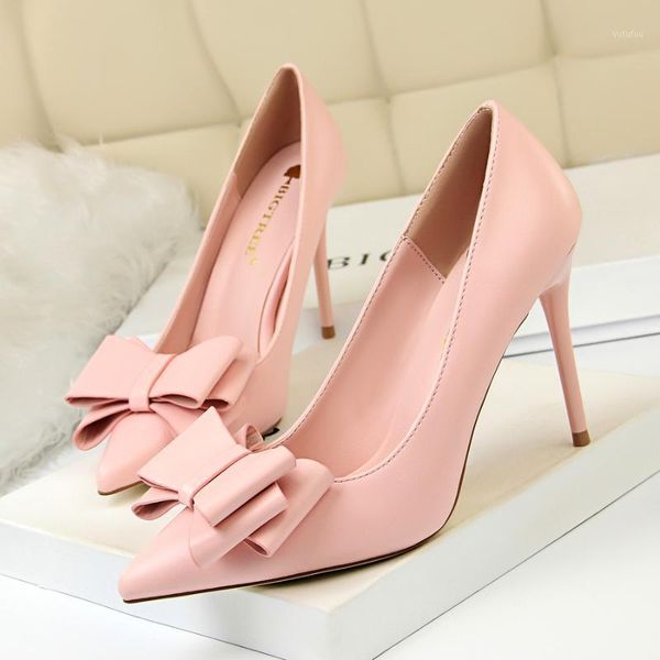 fall 2020 korean version of the new bow candy color ladies high heels shallow mouth pointed shoes1, Black
fall 2020 korean version of the new bow candy color ladies high heels shallow mouth pointed shoes1, Black