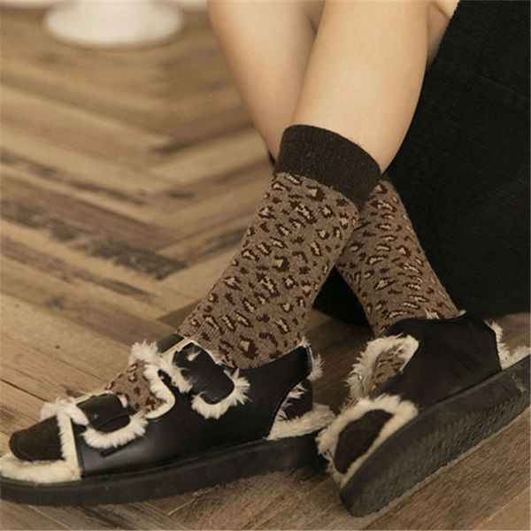 chaxin autumn and winter new women's wool personalized small leopard print thickened warm medium socks, Black;white
chaxin autumn and winter new women's wool personalized small leopard print thickened warm medium socks, Black;white
