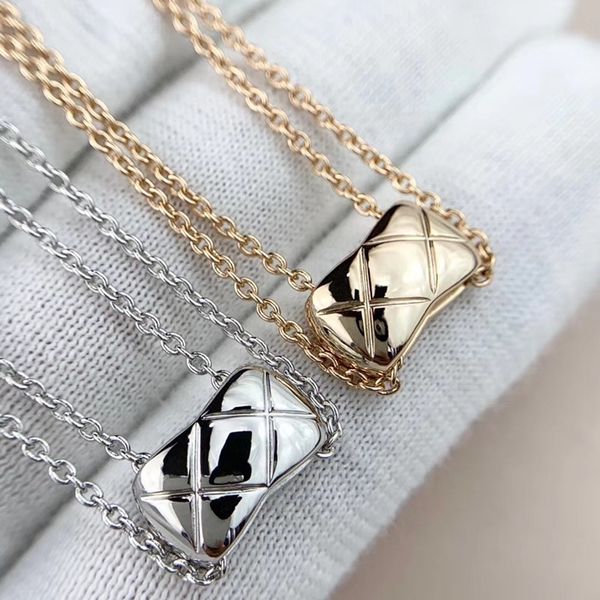 2021 spring new luxury design glossy diamond semi-double chain necklace super classic hollow lady single chain ing, Red;brown
2021 spring new luxury design glossy diamond semi-double chain necklace super classic hollow lady single chain ing, Red;brown