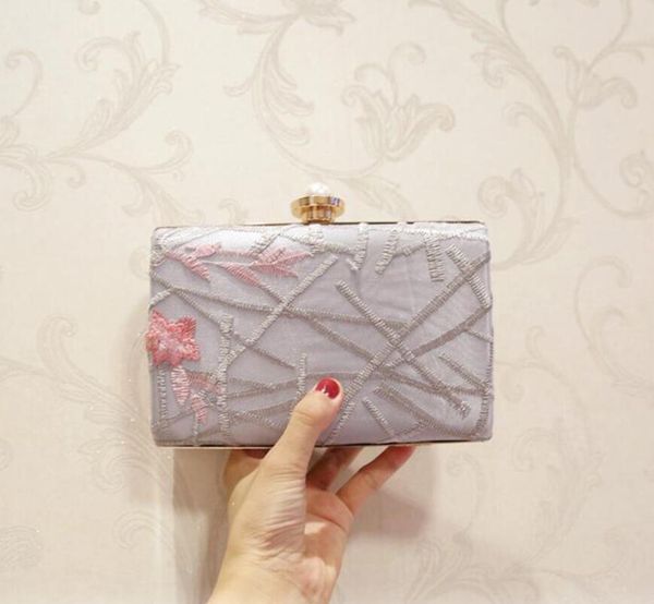 2022 women's glitter shimmer envelope ladies sequins evening party prom clutch bag handbag 04
2022 women's glitter shimmer envelope ladies sequins evening party prom clutch bag handbag 04