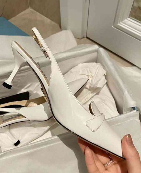 40 040611y yellow black white sling back pointed 6.5cm heels work genuine leather calf skin
40 040611y yellow black white sling back pointed 6.5cm heels work genuine leather calf skin
