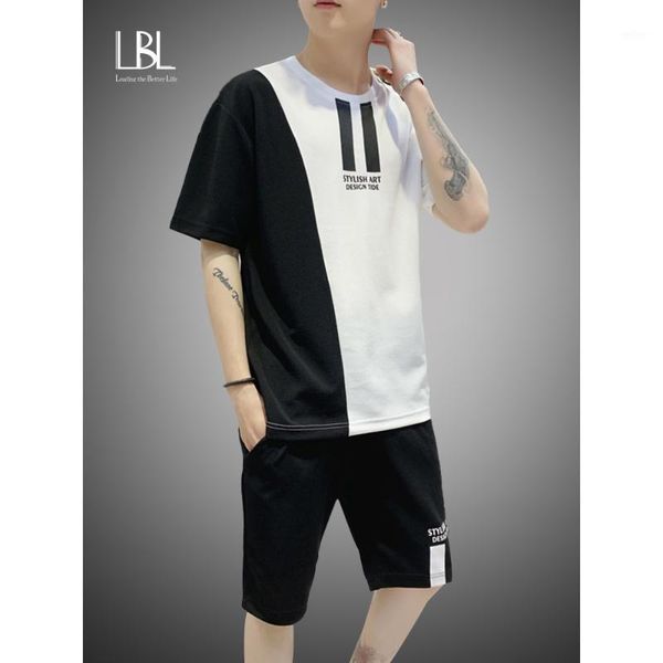 2020 summer new men's set wild student casual patchwork print sleeve t-shirt shorts harajuku 2 pcs street fashion set tracksuit1, Gray
2020 summer new men's set wild student casual patchwork print sleeve t-shirt shorts harajuku 2 pcs street fashion set tracksuit1, Gray