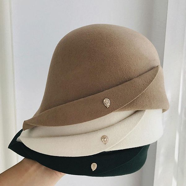 новая шерсть войлочная cloche зимняя шляпа для женщин ретро upturn bril fedora hat lady church derby party мода складная мягкая теплая шляпа, Black;white
новая шерсть войлочная cloche зимняя шляпа для женщин ретро upturn bril fedora hat lady church derby party мода складная мягкая теплая шляпа, Black;white