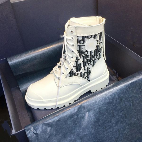 2020 winter women's shoes lace-up mid-tube martin boots military style iron ankle boots cow leather round toe rubber platform boots yz1, Black
2020 winter women's shoes lace-up mid-tube martin boots military style iron ankle boots cow leather round toe rubber platform boots yz1, Black