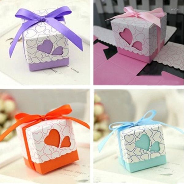 50pcs love heart small laser cut gift candy boxes wedding party favor candy bags with ribbon decor h88f1
50pcs love heart small laser cut gift candy boxes wedding party favor candy bags with ribbon decor h88f1