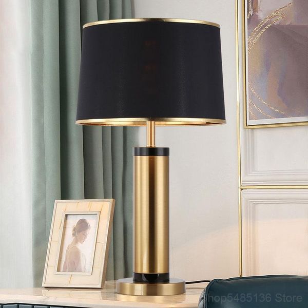 european style light luxury table lamp modern led creative romantic bedroom bedside living room study home decoration lighting
european style light luxury table lamp modern led creative romantic bedroom bedside living room study home decoration lighting