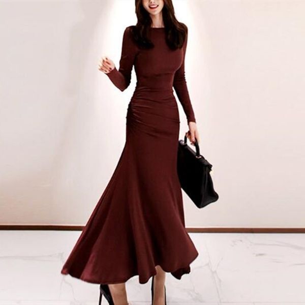 autumn and winter new korean version of the o-neck fashion waist pleated temperament goddess fan fishtail dress long dress 201127, Black;gray
autumn and winter new korean version of the o-neck fashion waist pleated temperament goddess fan fishtail dress long dress 201127, Black;gray