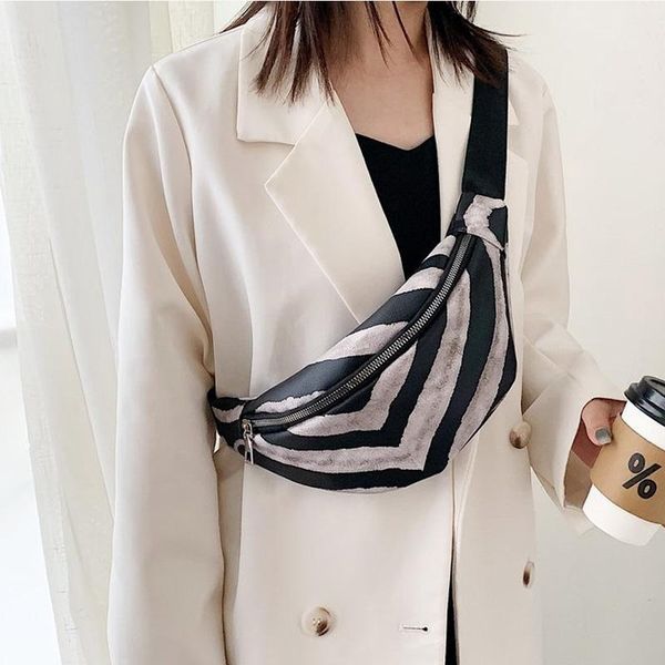 new stripe women waist bag phone pack fashion leather waist belt bags high-quality crossbody chest bag girl pack hip
new stripe women waist bag phone pack fashion leather waist belt bags high-quality crossbody chest bag girl pack hip