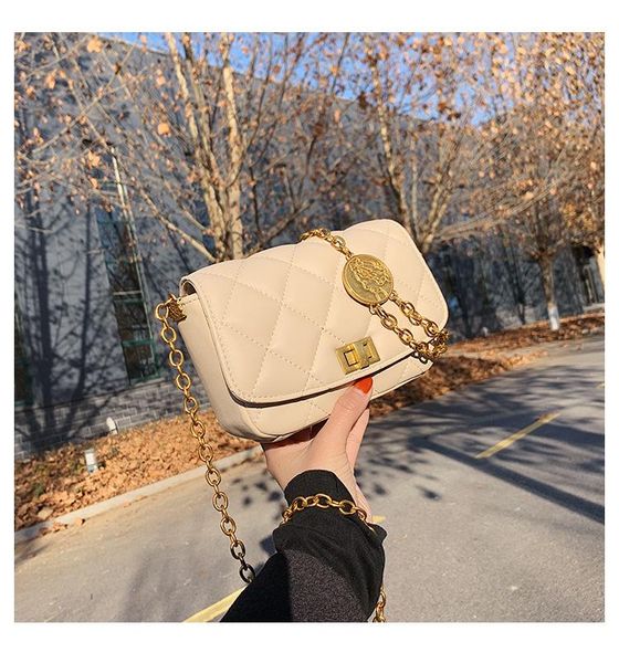 lattice square crossbody bag 2021 fashion new pu leather women's designer handbag chain shoulder messenger bag
lattice square crossbody bag 2021 fashion new pu leather women's designer handbag chain shoulder messenger bag